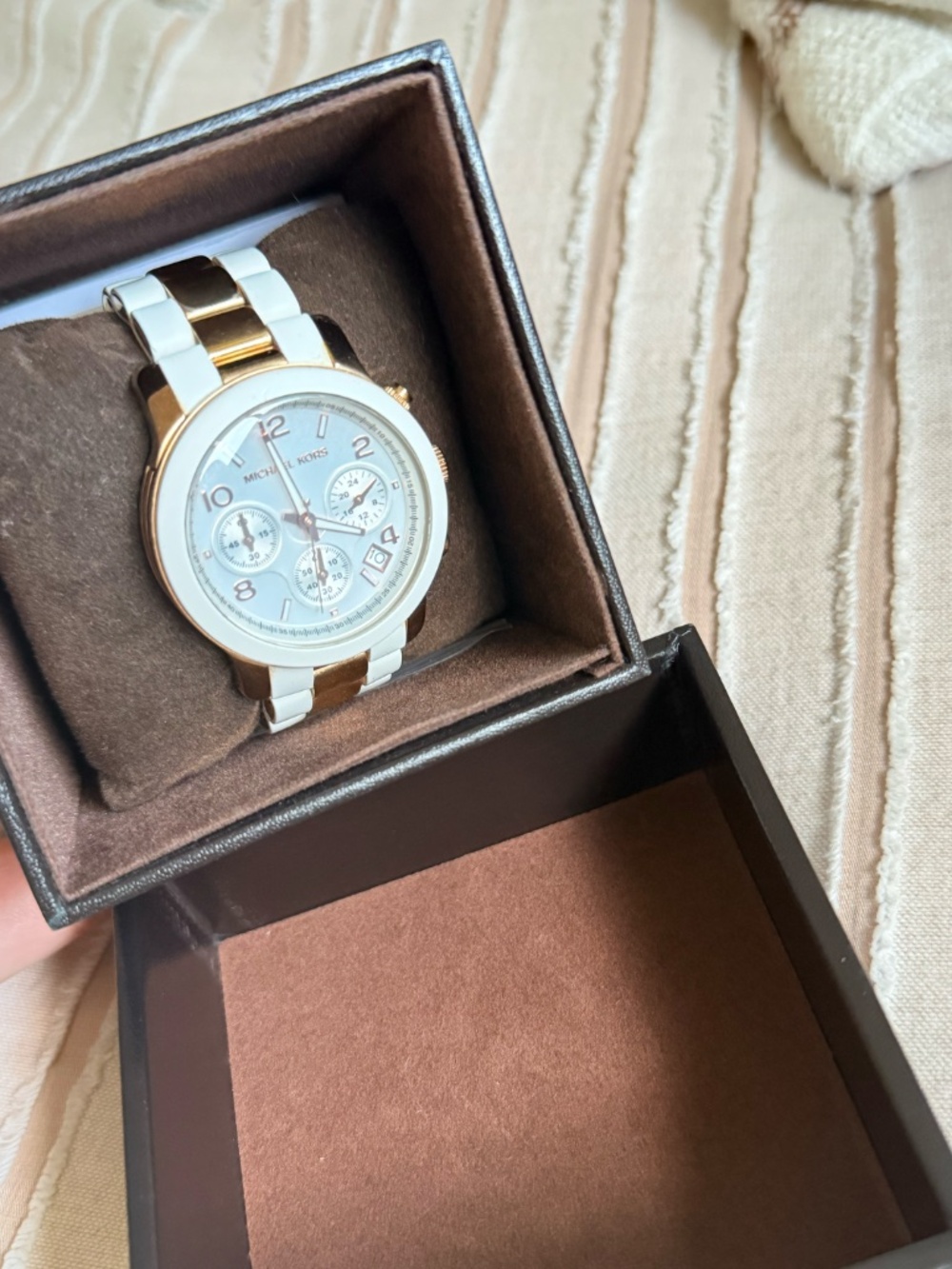 Michael Kors Watch - Picture 5 of 5